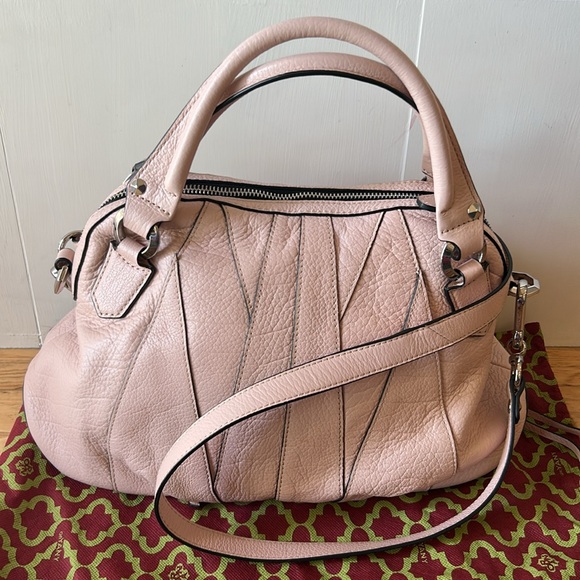 Oryany NWOT Trina Leather Bag in Misty Rose Satchel Crossbody Zipper Closures - Picture 3 of 9